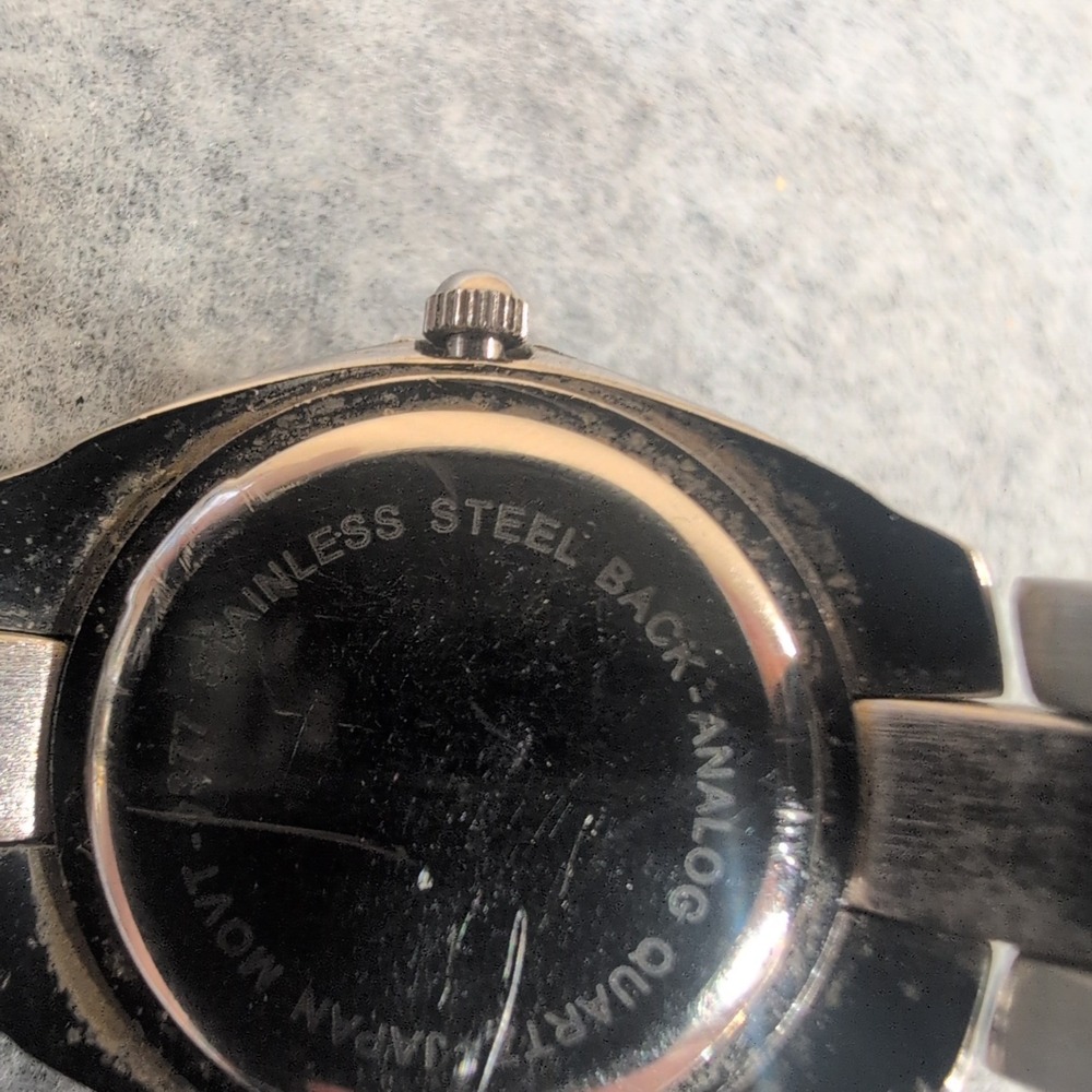 Avalon Women's Silver Tone Stainless Steel Quartz Analog Watch Date‎ New Battery - Picture 3 of 4
